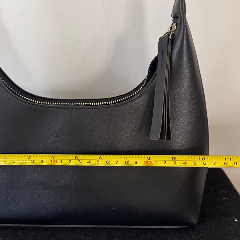 Elegant Black and Cream Women's Handbag plus clear bag -bundle collection set - Picture 7 of 13